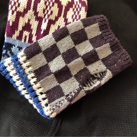 NWT Gorgeous thermal cuff by Free People in size small - Picture 12 of 14